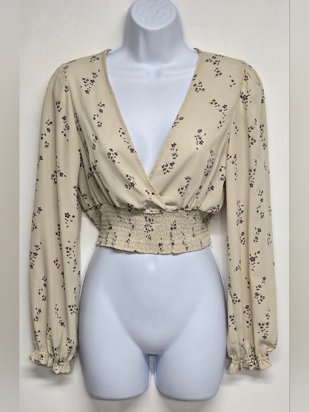Love Tree M Cropped Top Semi Sheer Smocked Waist Long Sleeve Floral